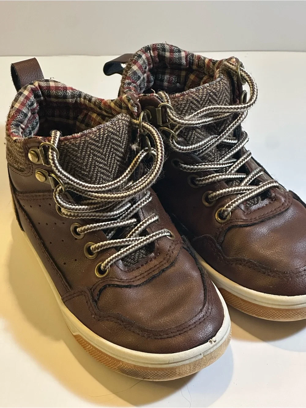 Kids Brown High Top Sneaker Boots Size 11 Lace Up Zip Plaid Lined